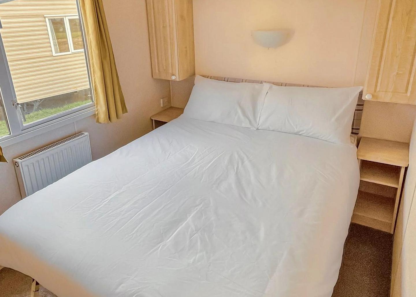 Orchards Holiday Park Newbridge  Værelse billede