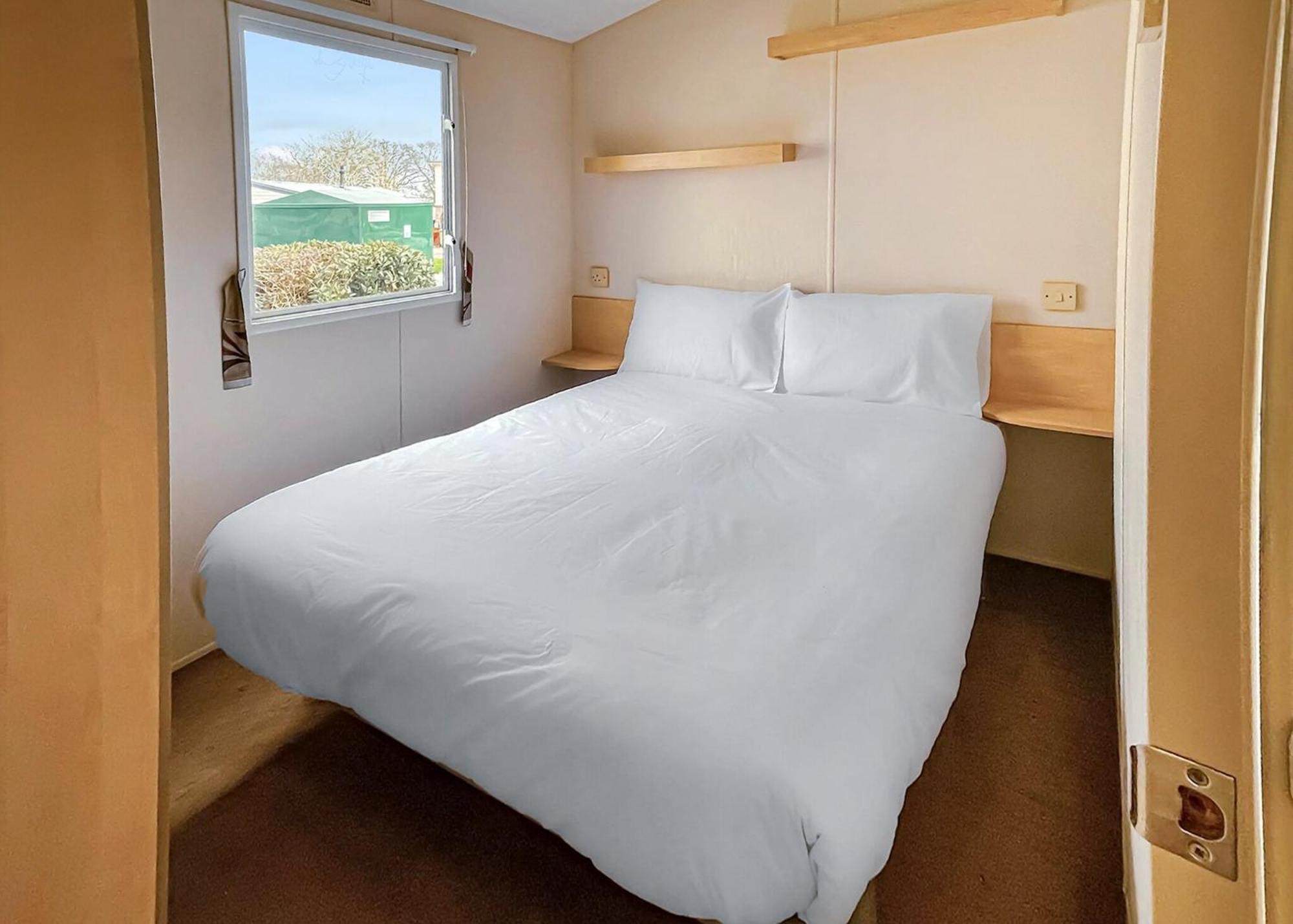 Orchards Holiday Park Newbridge  Værelse billede